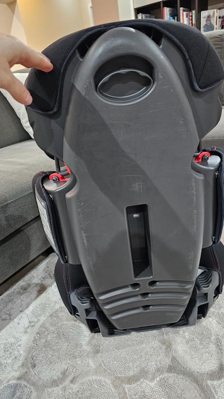 Predám autosedačku audi,