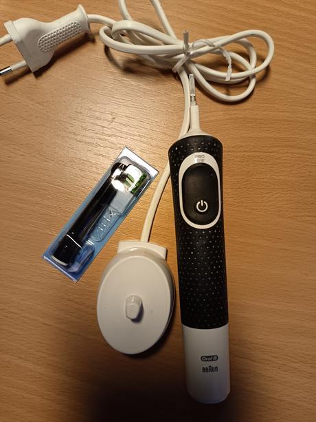 Elektrická kefka oral-b braun,