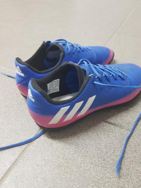 Halovky, adidas,35