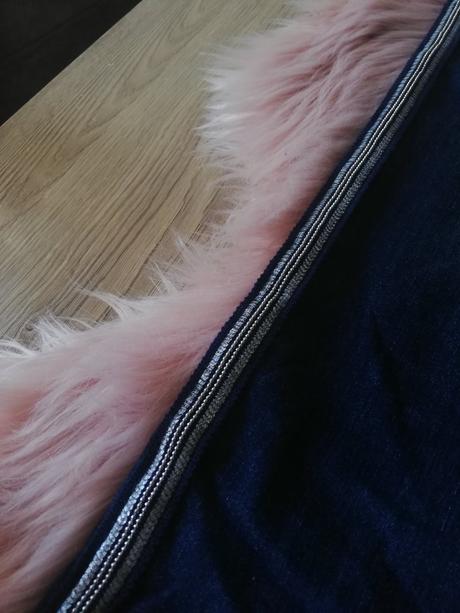 Rifle s prúžkom na boku, m