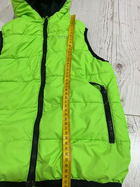 Vesta chlapčenská 128, reserved,128