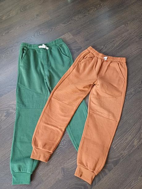 Tepláky, sinsay,158