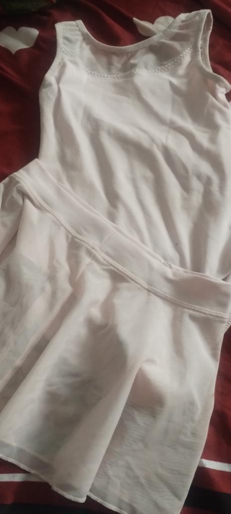 Dres na tanecnu, 110