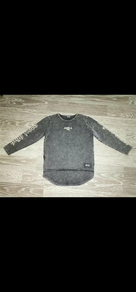 Beaubella triko, 128