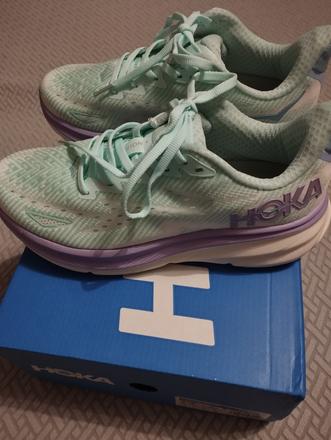 Bežecké tenisky hoka, 38