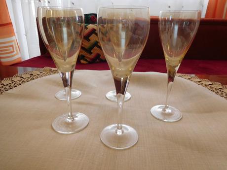 Hnedasté dúhované poháre na šampanské, 