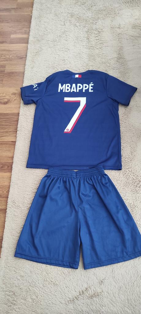 Dres mbappé, s