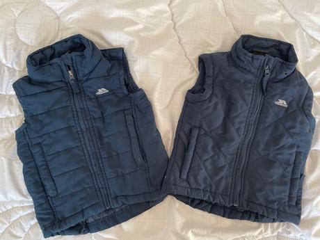 Funkčné vesty aj pre dvojičky trespass, 98