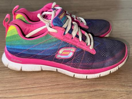 Skechers tenisky, 35