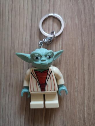Lego privesok mr. yoda,