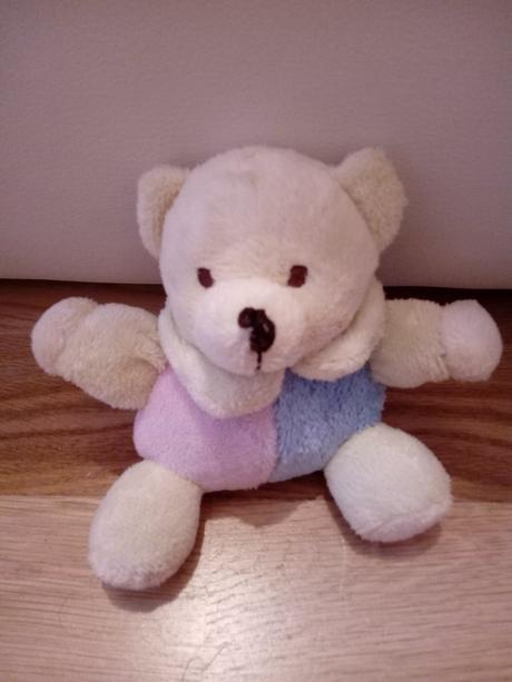 Macík s hrkalkou vo vnútri, 