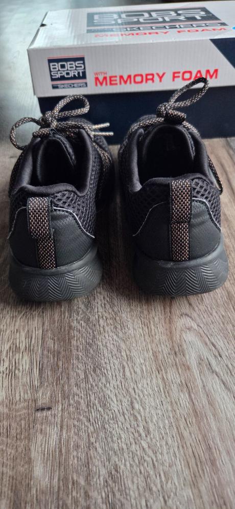 Tenisky, skechers,37