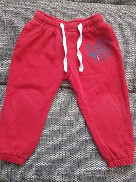 Teplaky 86, reserved,86