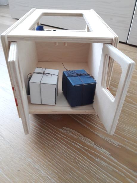 Drevena postova dodavka znacky masek,