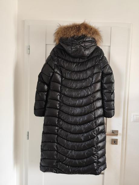 Zimna bunda s pravou kozusinou, s