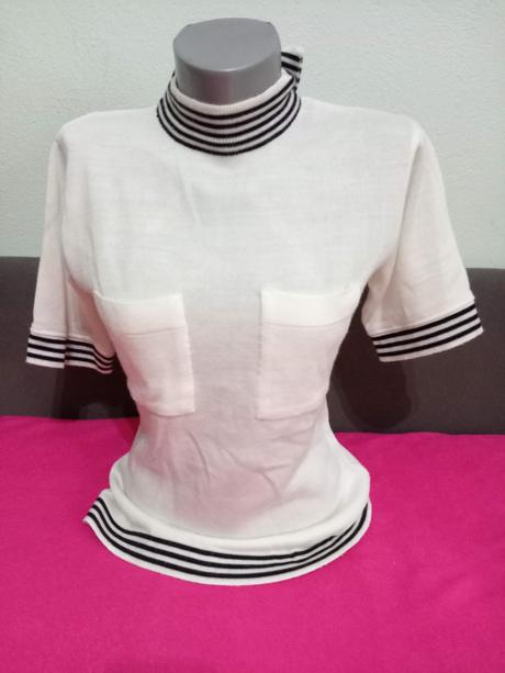 Tričko s holým chrbtom, m