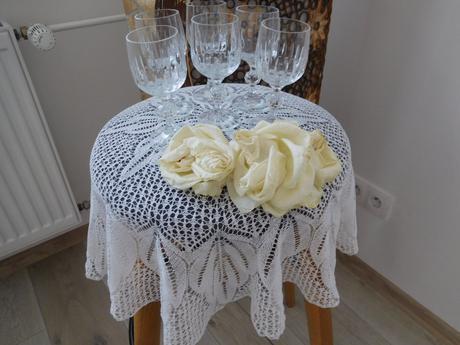 Sklenené poháriky jemne brúsené-6 kusov top stav, 