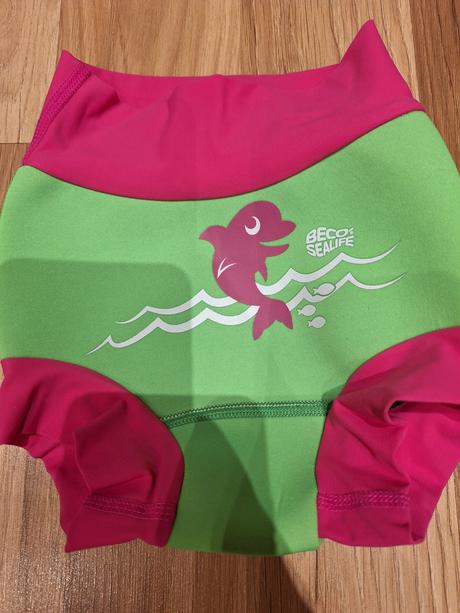 Neoprénové plavky, 86