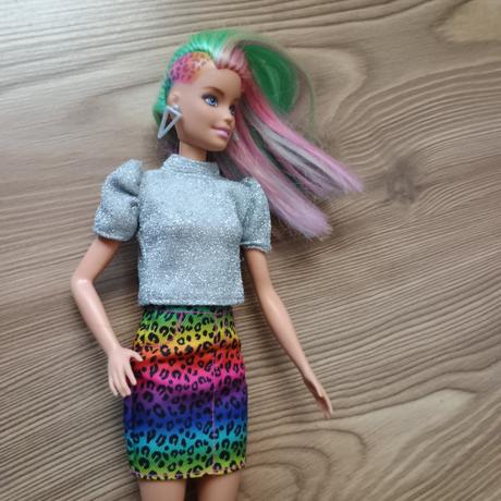 Barbie s doplnkami, výborný stav,