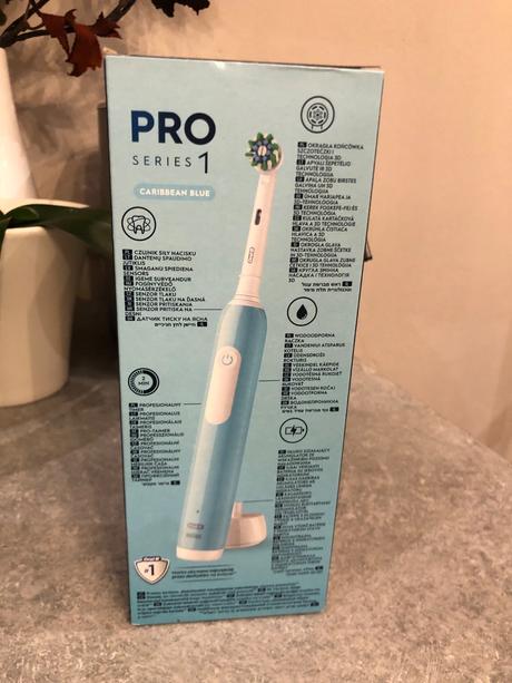 Elektrická zubná kafka oral b, 