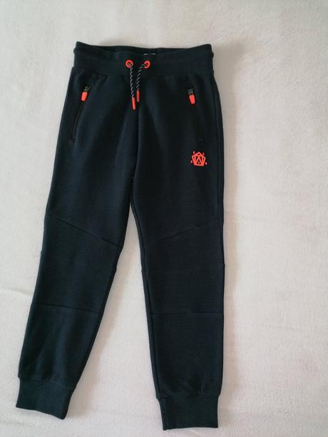 Športové tepláky, f&f,122