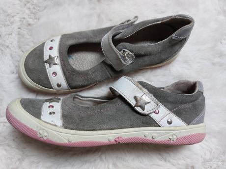 Balerinove topánky, 32