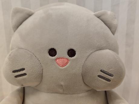 Plyšová chonky sediaca mačička v kawaii štýle 25cm,