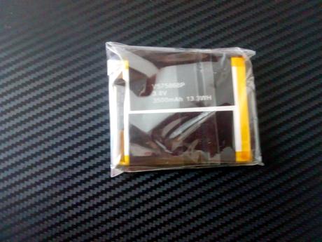 Nova baterka do mobilov iget modely bv, 