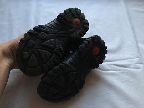 Sandálky, elefanten,27