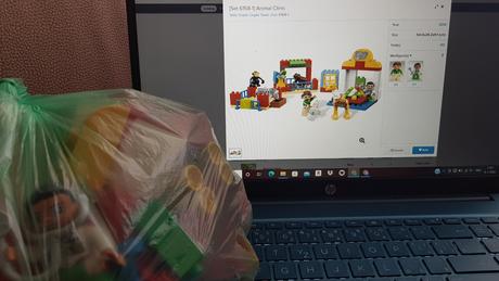 Lego duplo a stavebnica hello kitty,