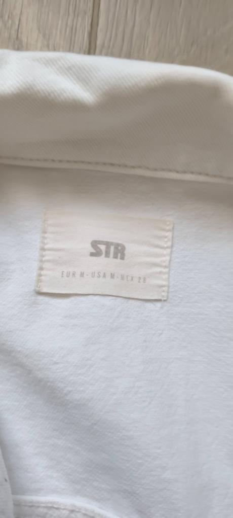 Riflovka so strapcami, stradivarius,m