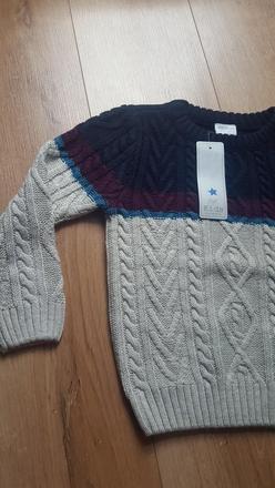 Pekný sveter, f&f,110
