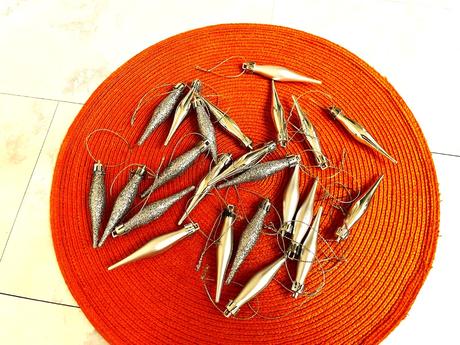 Staré trblietavé cencúle 24 ks, 