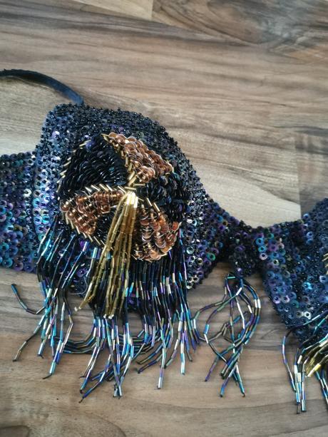 Podprsenka na brušné tance, 