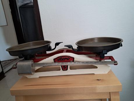 Retro kuchynská váha, 