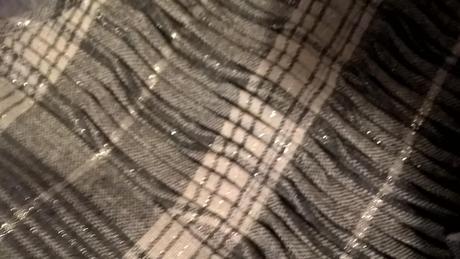 Krásne šatky s podielom vlny, 122