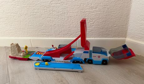 Labkova patrola - labkator + 7 kovovych vozidiel, 