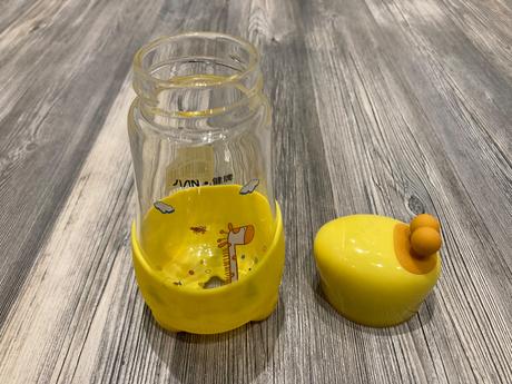 Sklenená detská fľaška, 