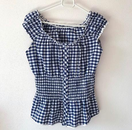 Kockovaný top s volánikmi, s