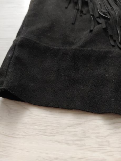 Čierny top so strapcami., zara,s