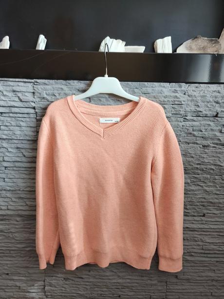 Sveter, reserved,122