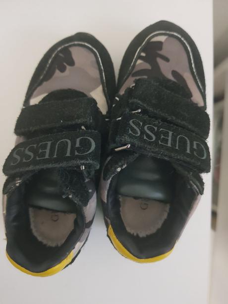 Guess botasky, guess,21