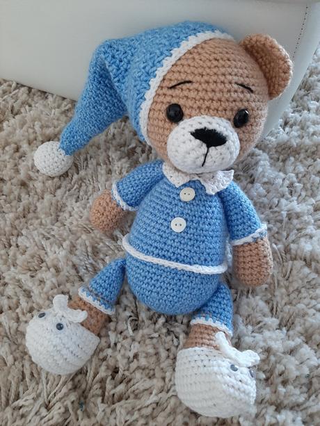 Medvedik v pyžamku, 