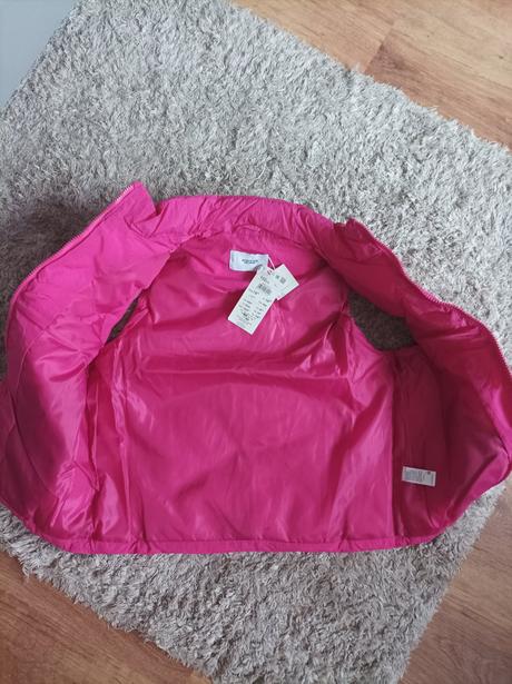 Vesta., reserved,152