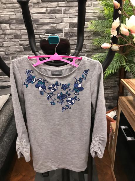 Mikina s výšivkou c&a, c&a,xs