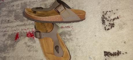 Kvalitné šľapky, 36