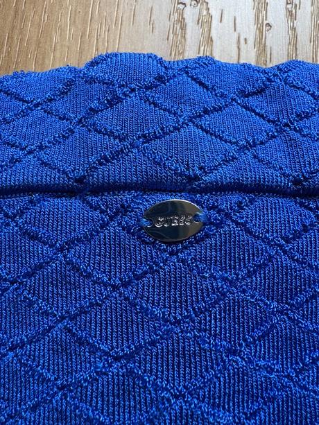 Sukna guess, guess,m