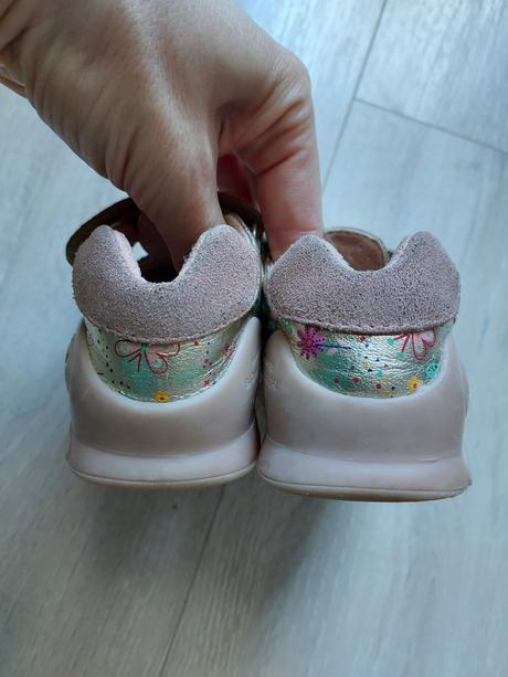 Sandale biomecanics velkost 21, 21