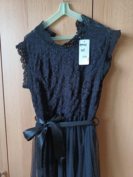 Šaty čierne s čipkou, s / xs