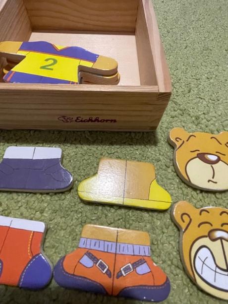 Drevená vkladačka macík, zn. dráčik, v.2r+, 